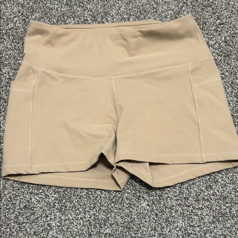 High-Waist Beige Athletic Shorts with Side Pockets